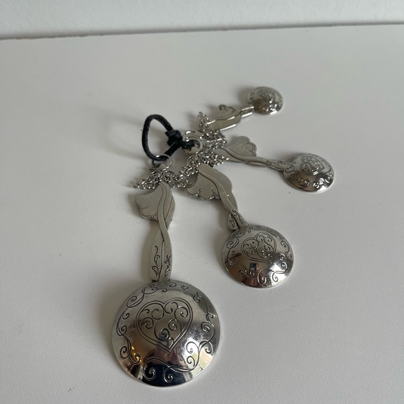 Ganz 4 Piece Angels Measuring Spoon Set for Kitchen - Picture 6 of 7